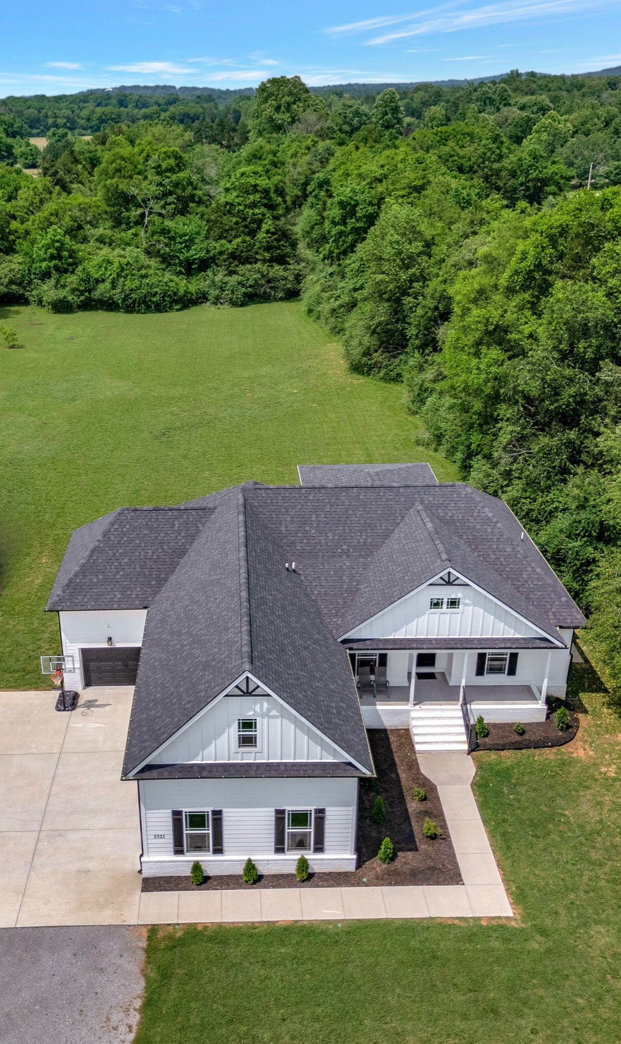 3321 E Main St