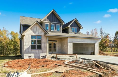 109 Cottage Ln Clarksville TN 37043