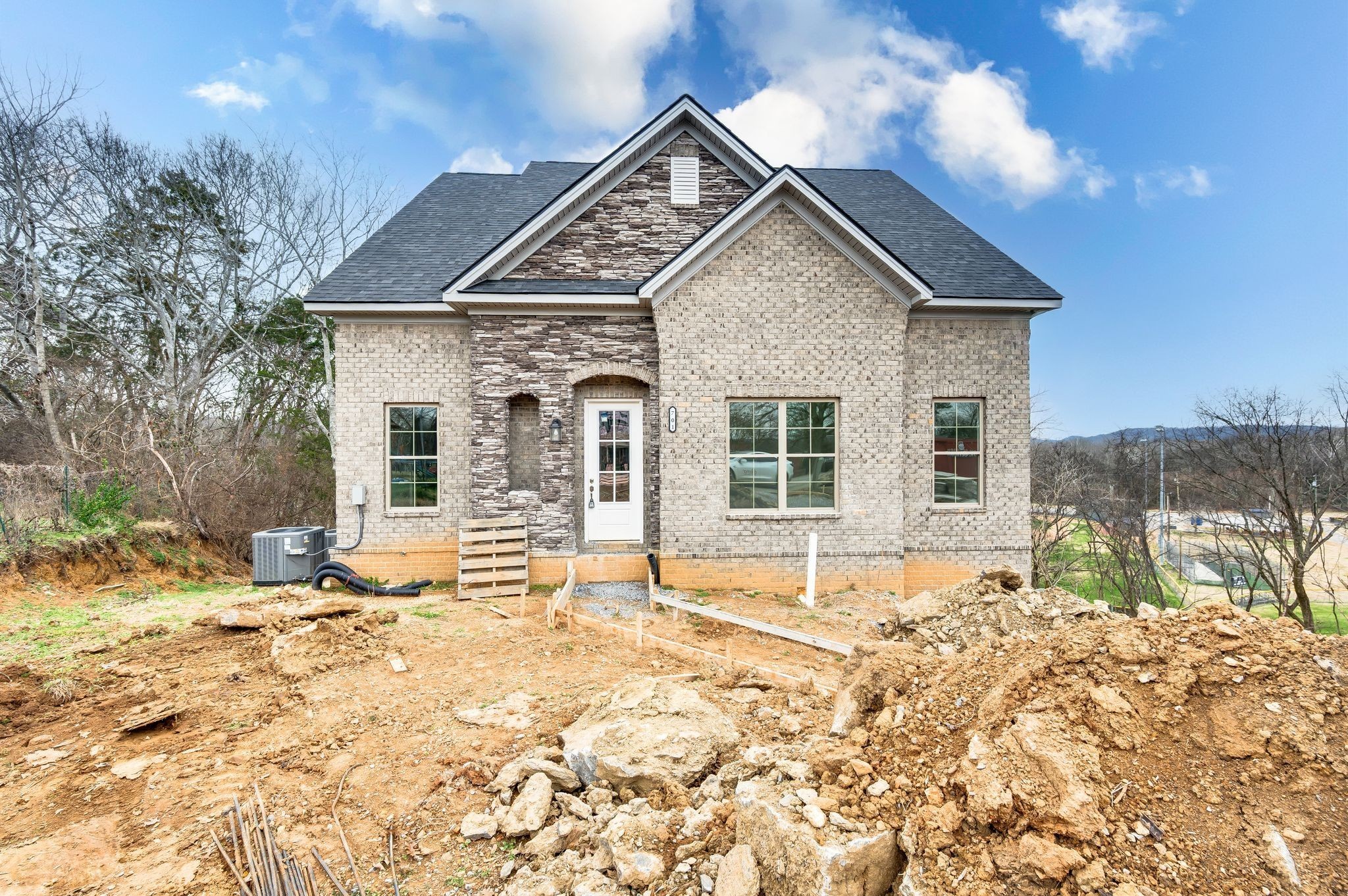 701 Harpeth Knoll Ct