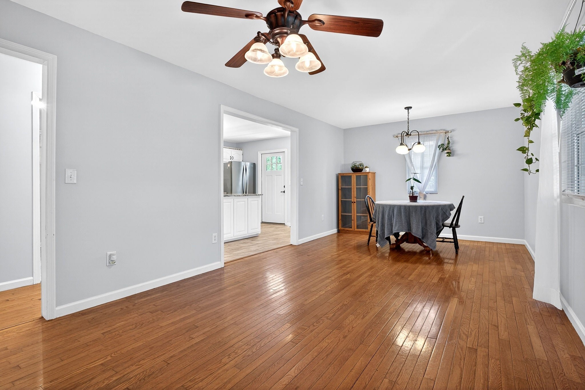 412 Rock Station Rd