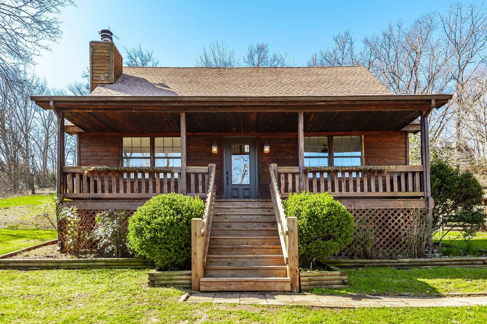 655 Cummings Ln