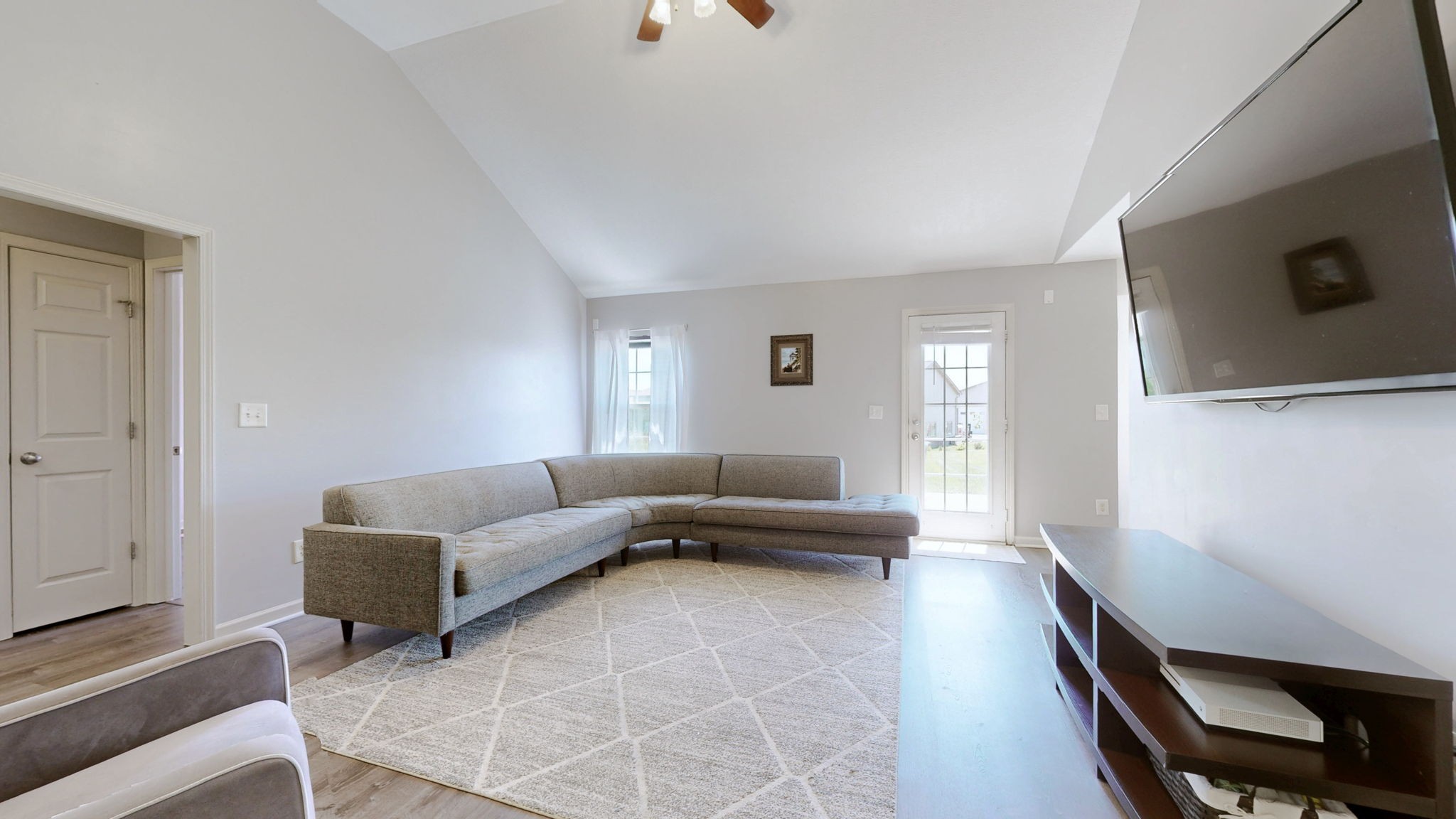 3006 Ping Ct