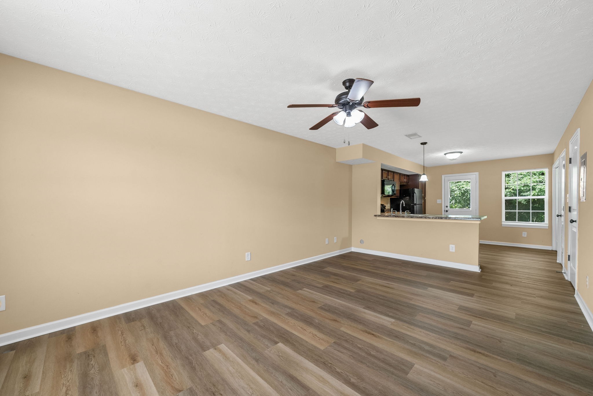 2260 McCormick Lane B