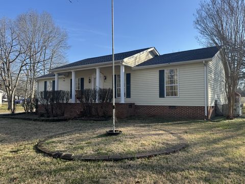 211 Woodland Dr Shelbyville TN 37160