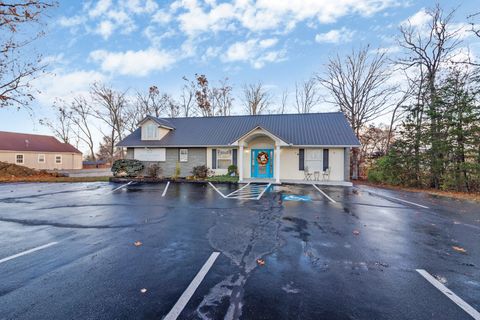 129 Walker Hill St Crossville TN 38555