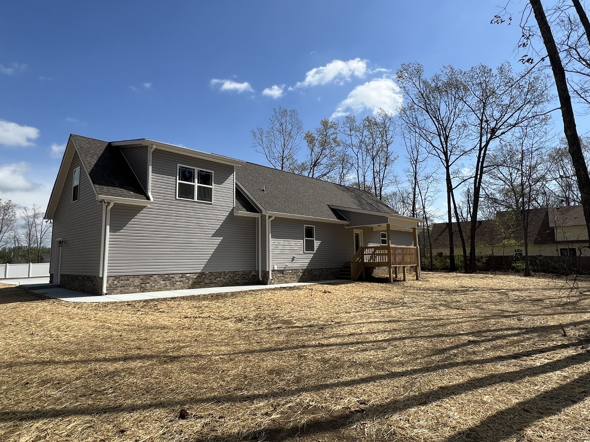 45 Winterberry Cir
