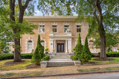 Photo of 900 Vine Street #9, Chattanooga, TN 37403 (MLS # 3620433)