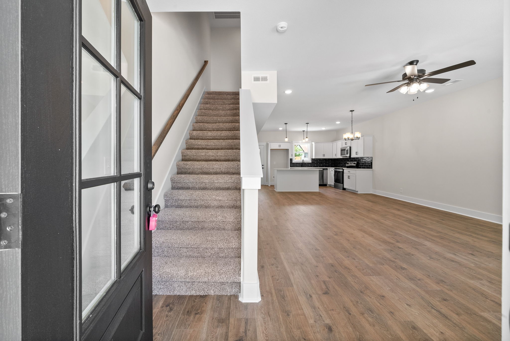 198 Cave St B