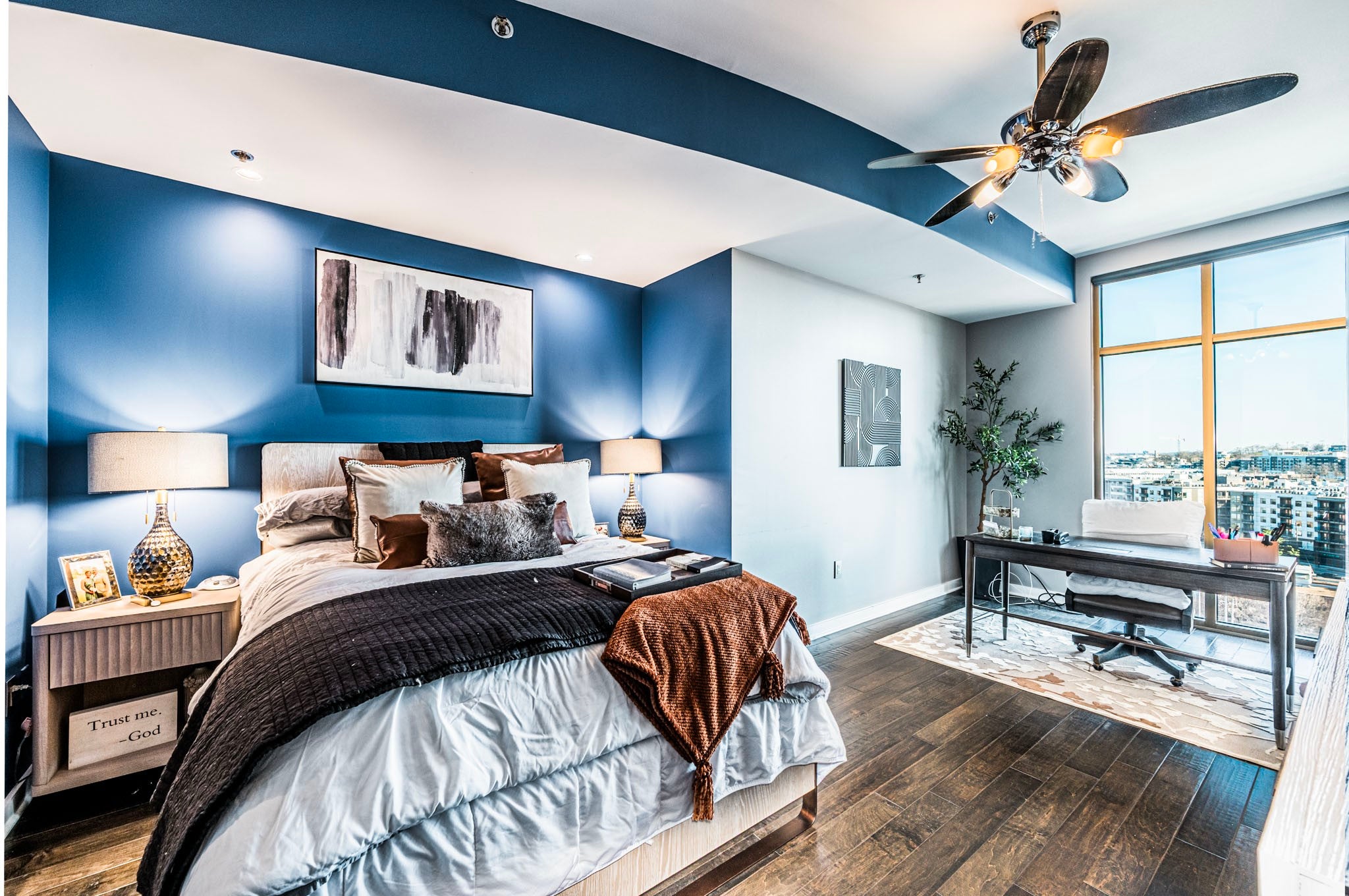 Nashville, Tennessee, 37203, United States, 2 Bedrooms Bedrooms, ,2 BathroomsBathrooms,Residential,Active,2024846