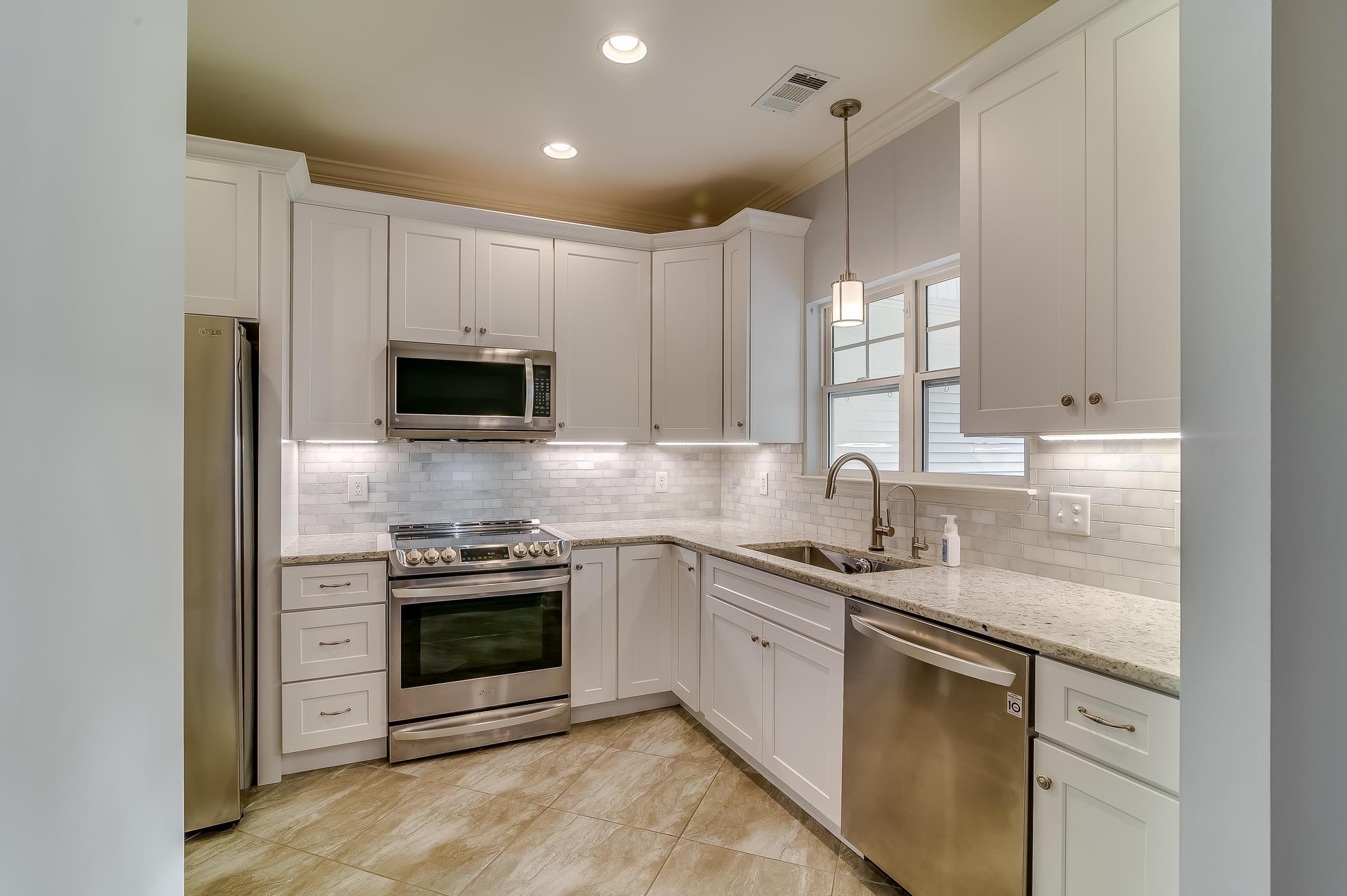 1529 Lincoya Bay Dr