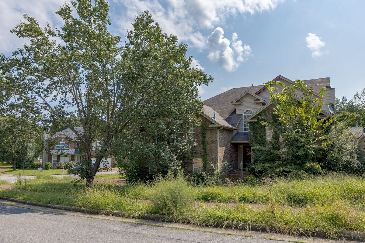 4809 Aaron Dr