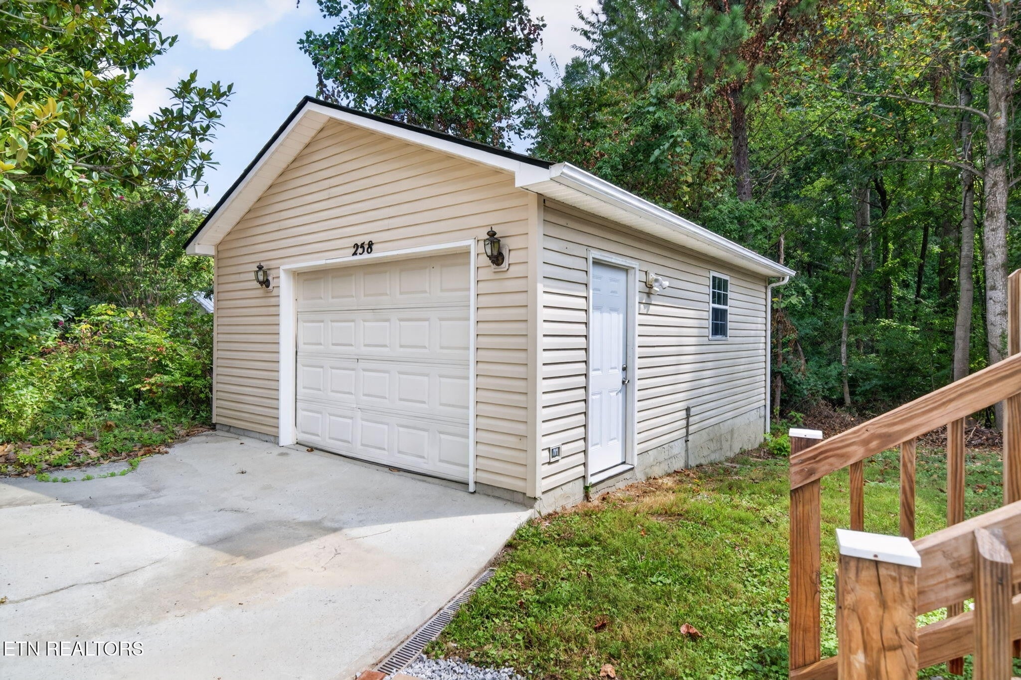 258 Dartmoor Drive