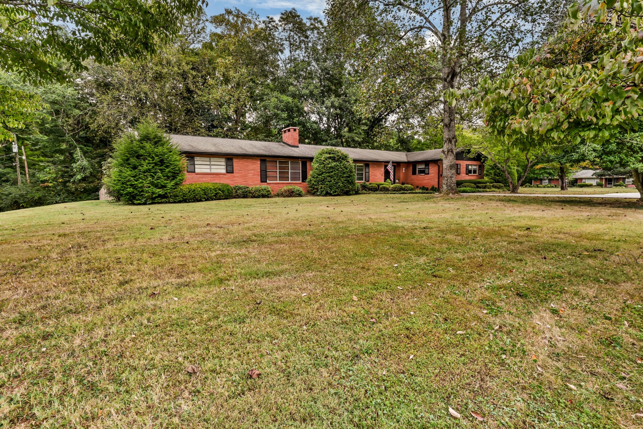 6 Canterbury Rd