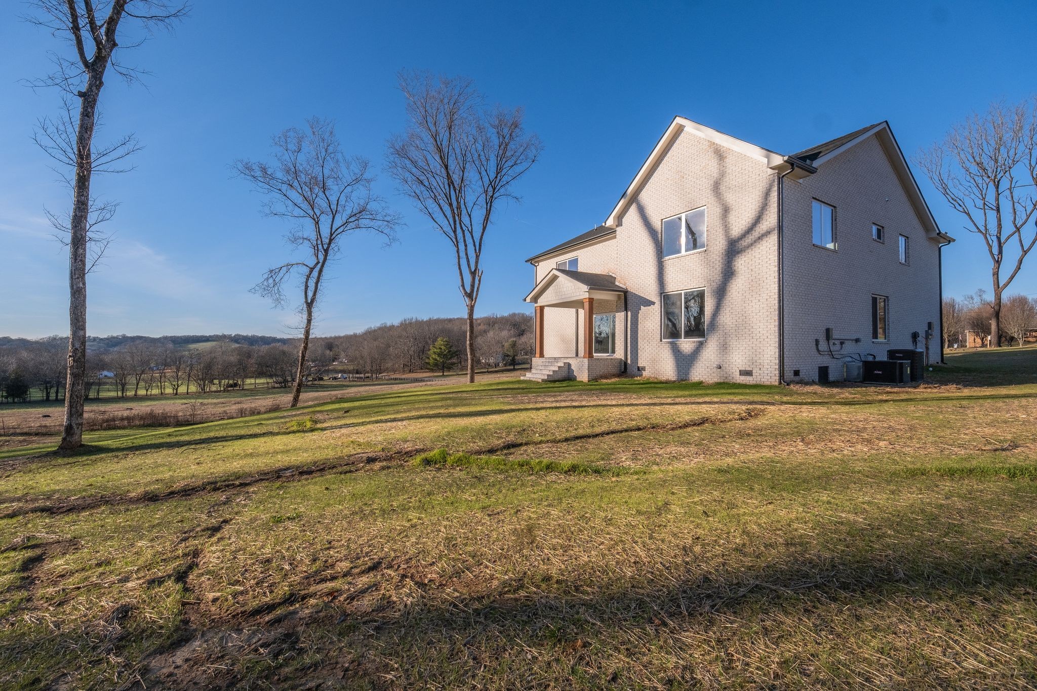 4275 Moore Ln