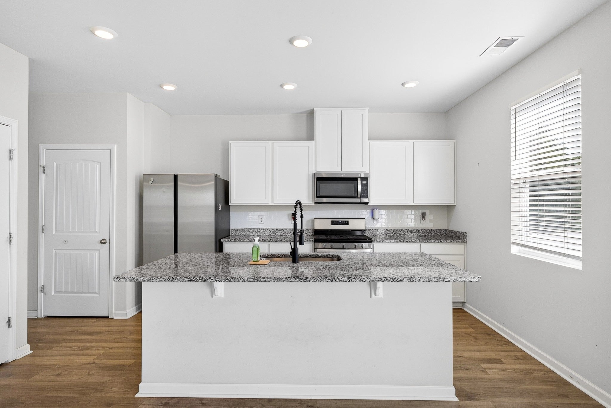 2408 Kaycee Ct