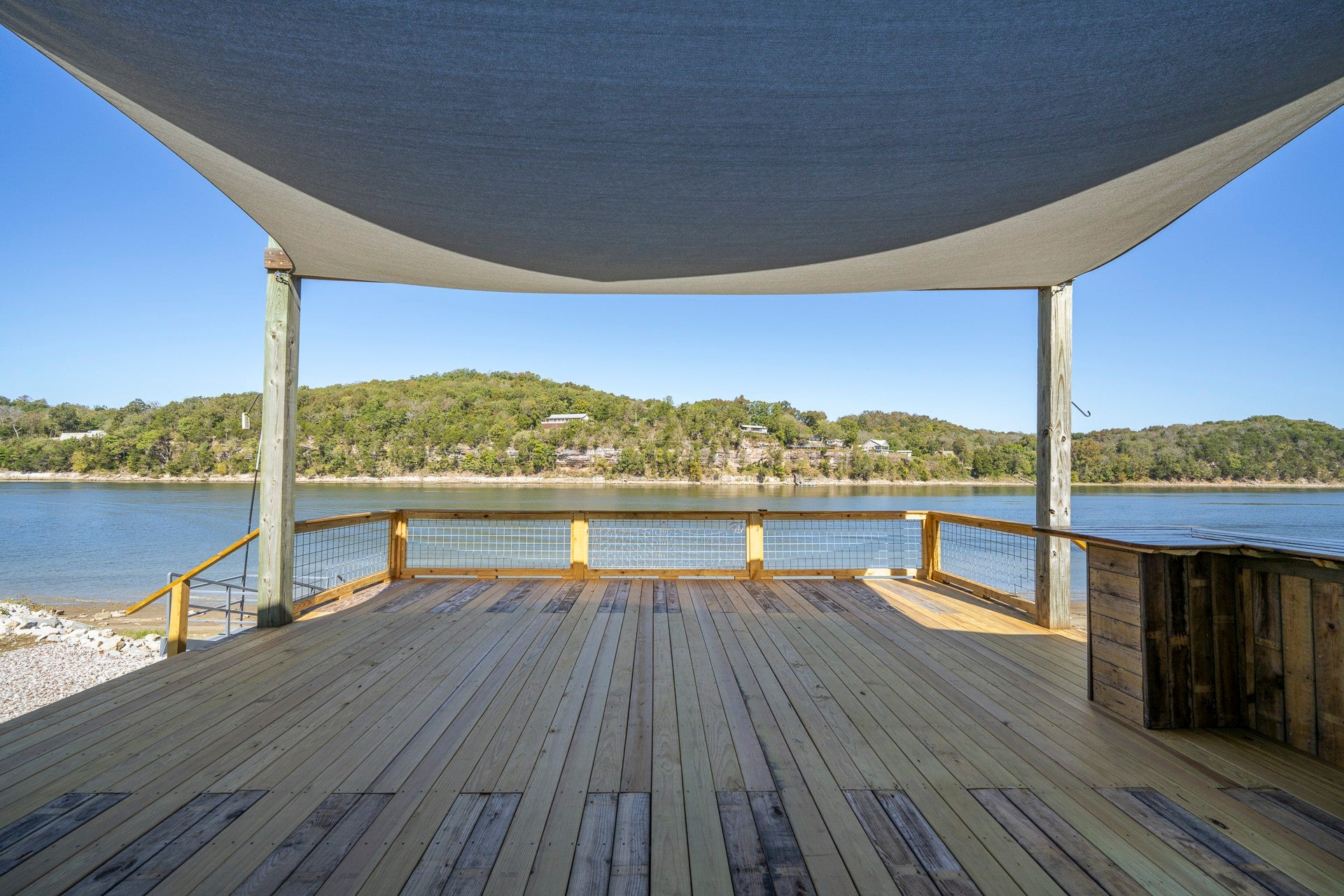 130 S River Front Dr