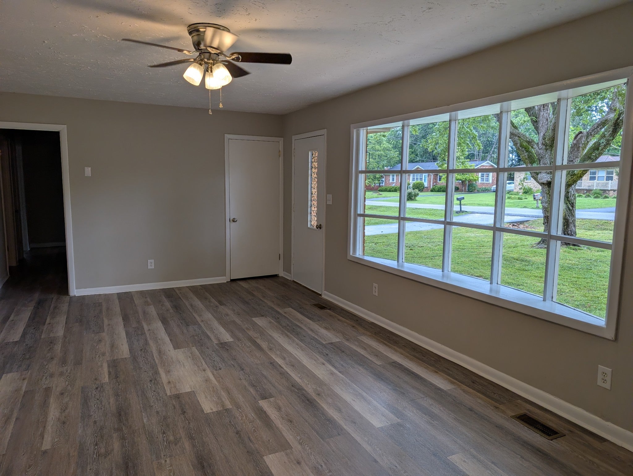 114 Bel Aire Dr