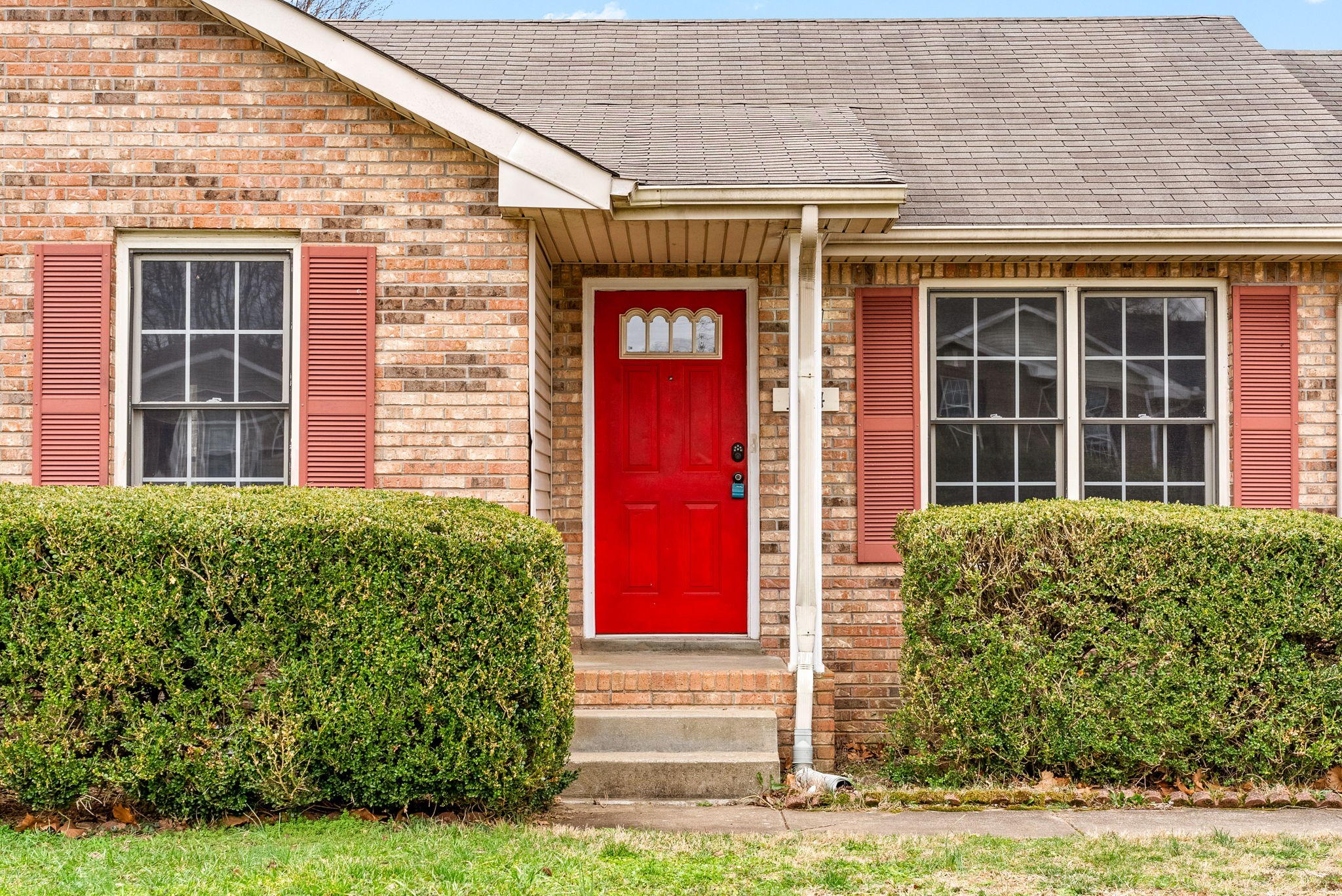 Clarksville, Tennessee 37042, United States, 3 Bedrooms Bedrooms, ,2 BathroomsBathrooms,Residential,Active,85883