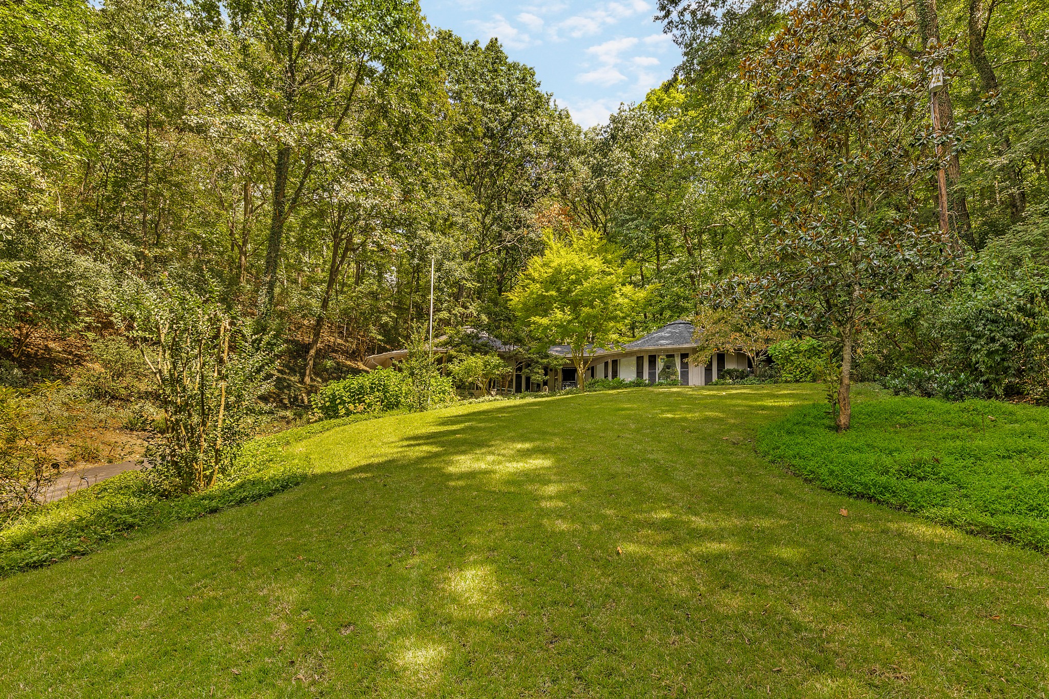 5856 Beauregard Dr