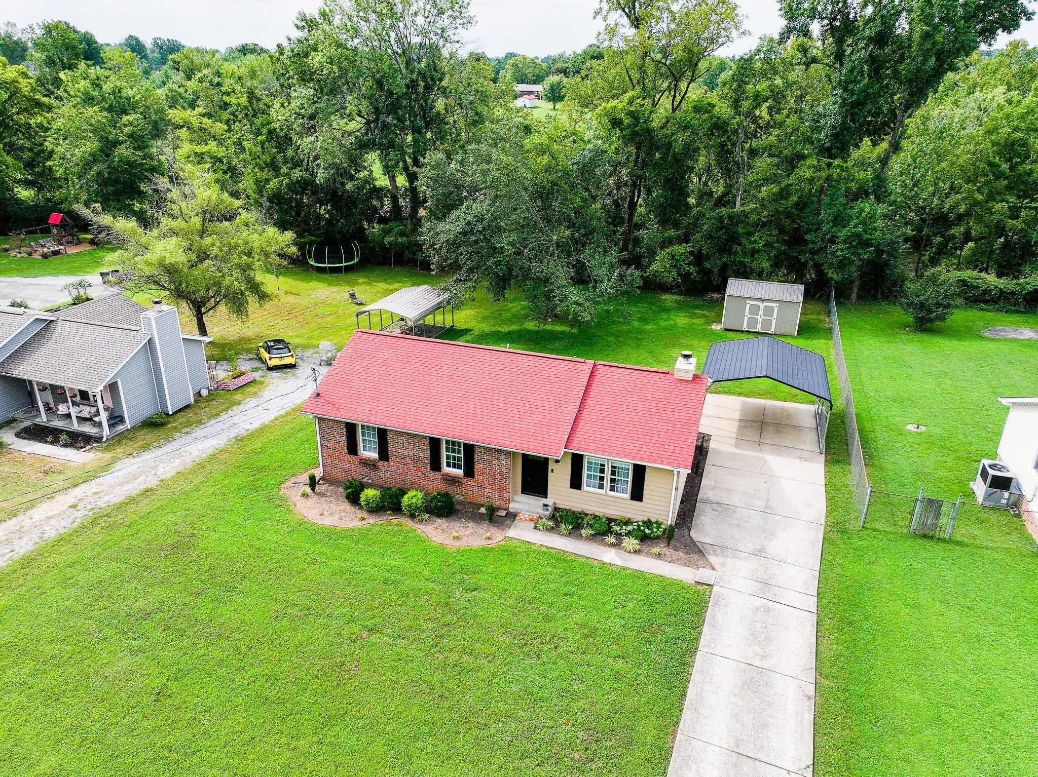 409 Sunnybrook Dr
