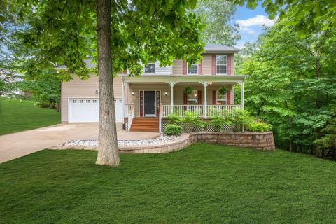 545 Lauren Park Drive Burns TN 37029