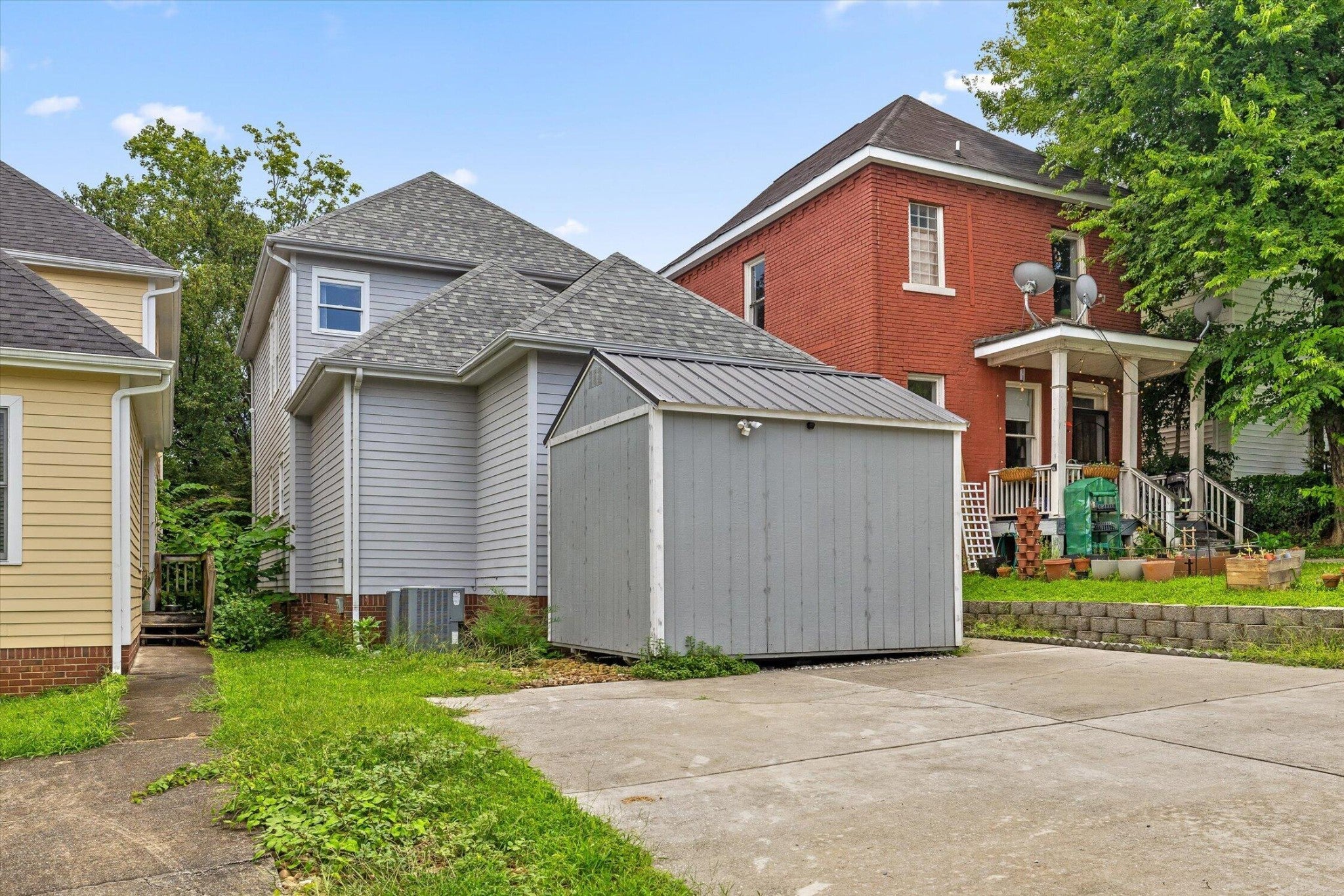803 Fairview Avenue
