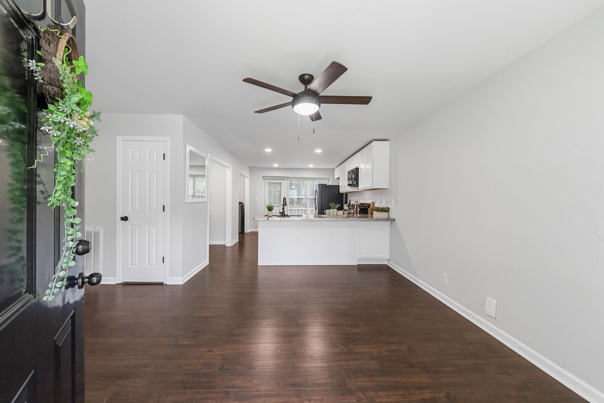758 Spees Dr