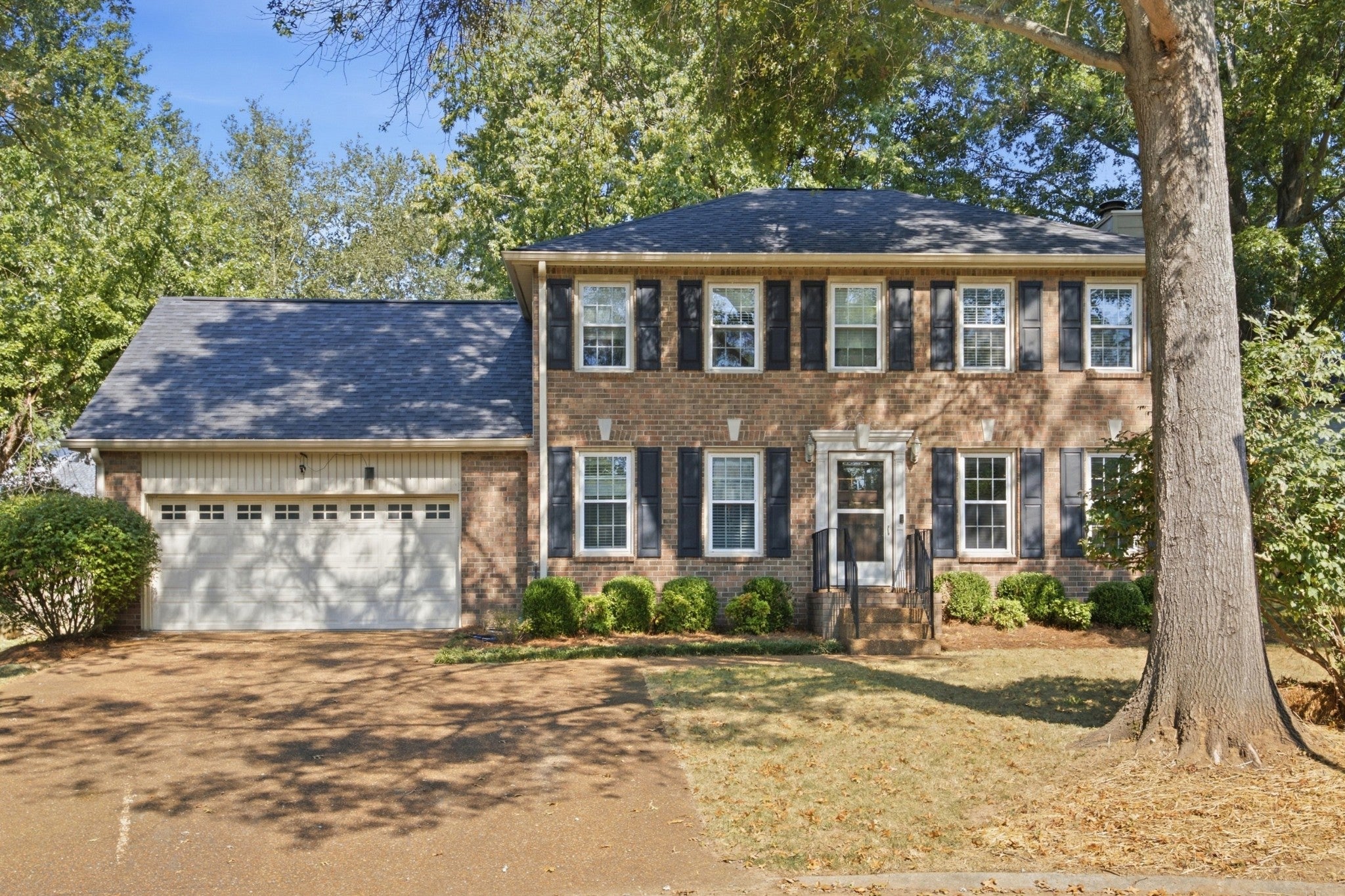 700 Branch Ct