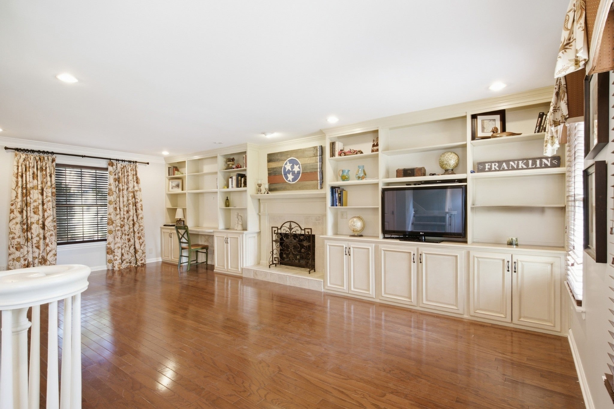700 Branch Ct
