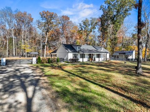 5706 Lunns Store Rd Chapel Hill TN 37034