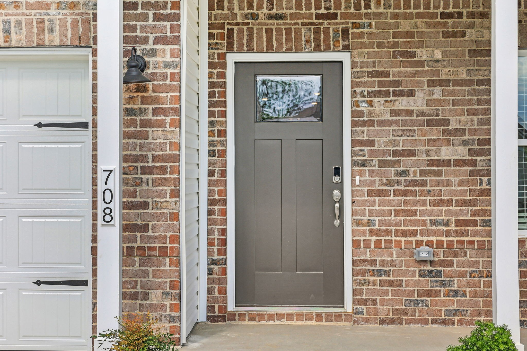 708 Brody Ct