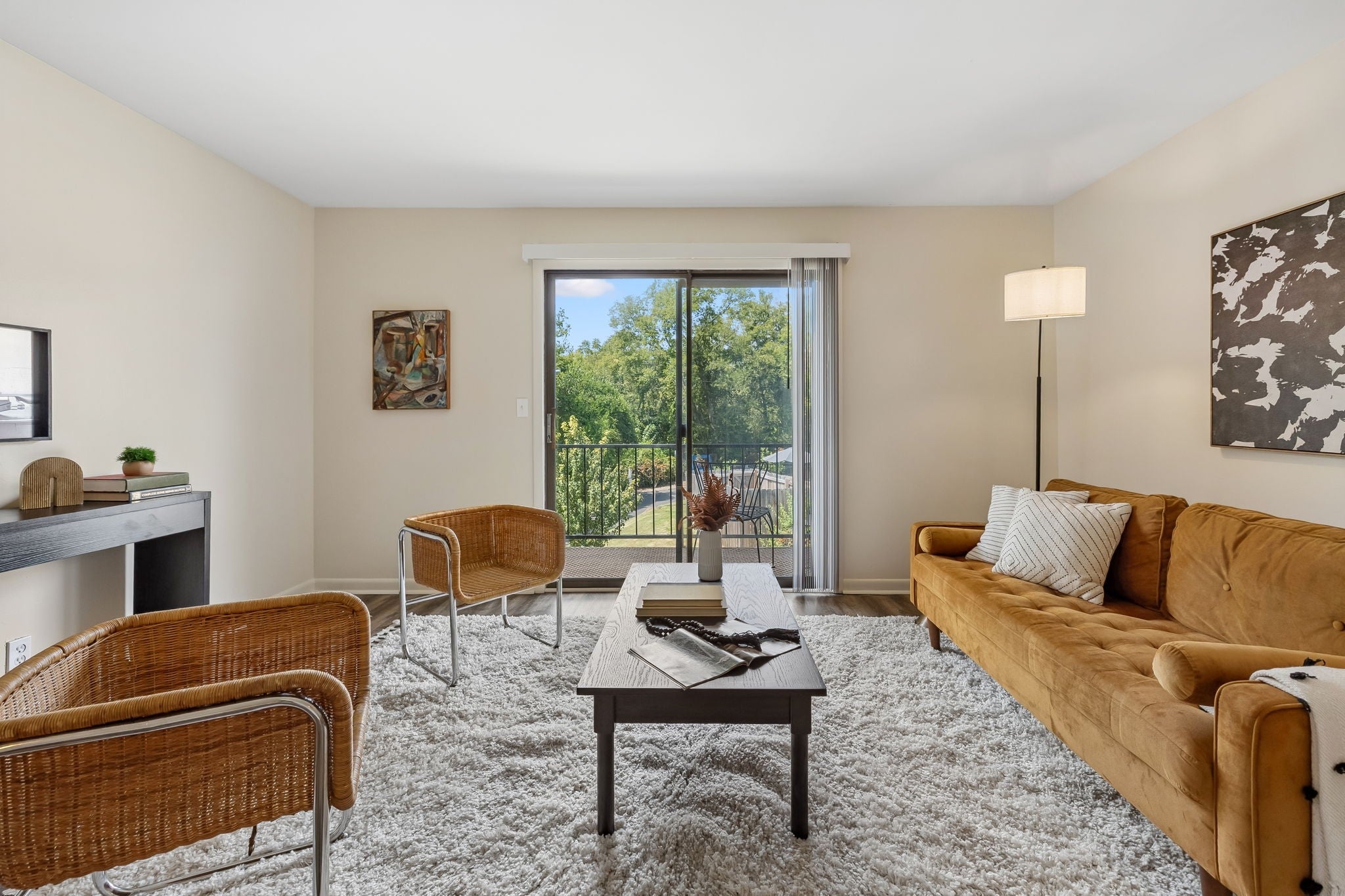 1-bed listing at 420 Walton Ln I42, Madison