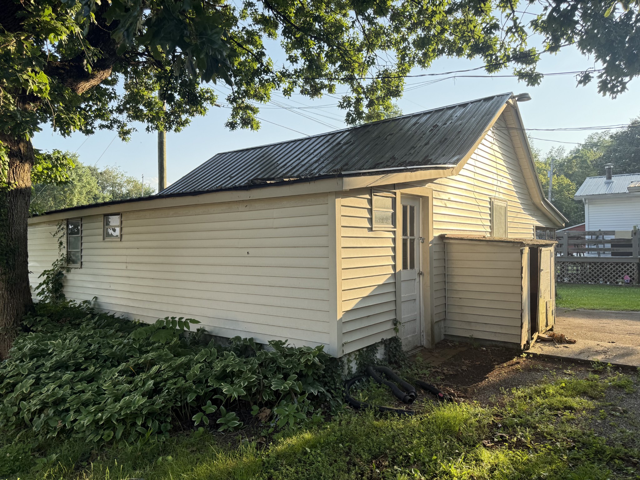 430 Oakwood Rd
