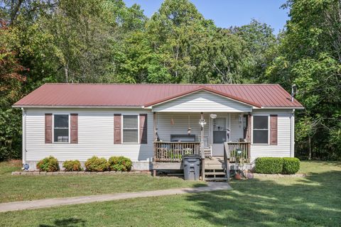 634 Bennett Hill Rd Red Boiling Springs TN 37150