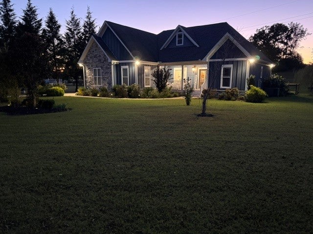203 Oak Crest Dr