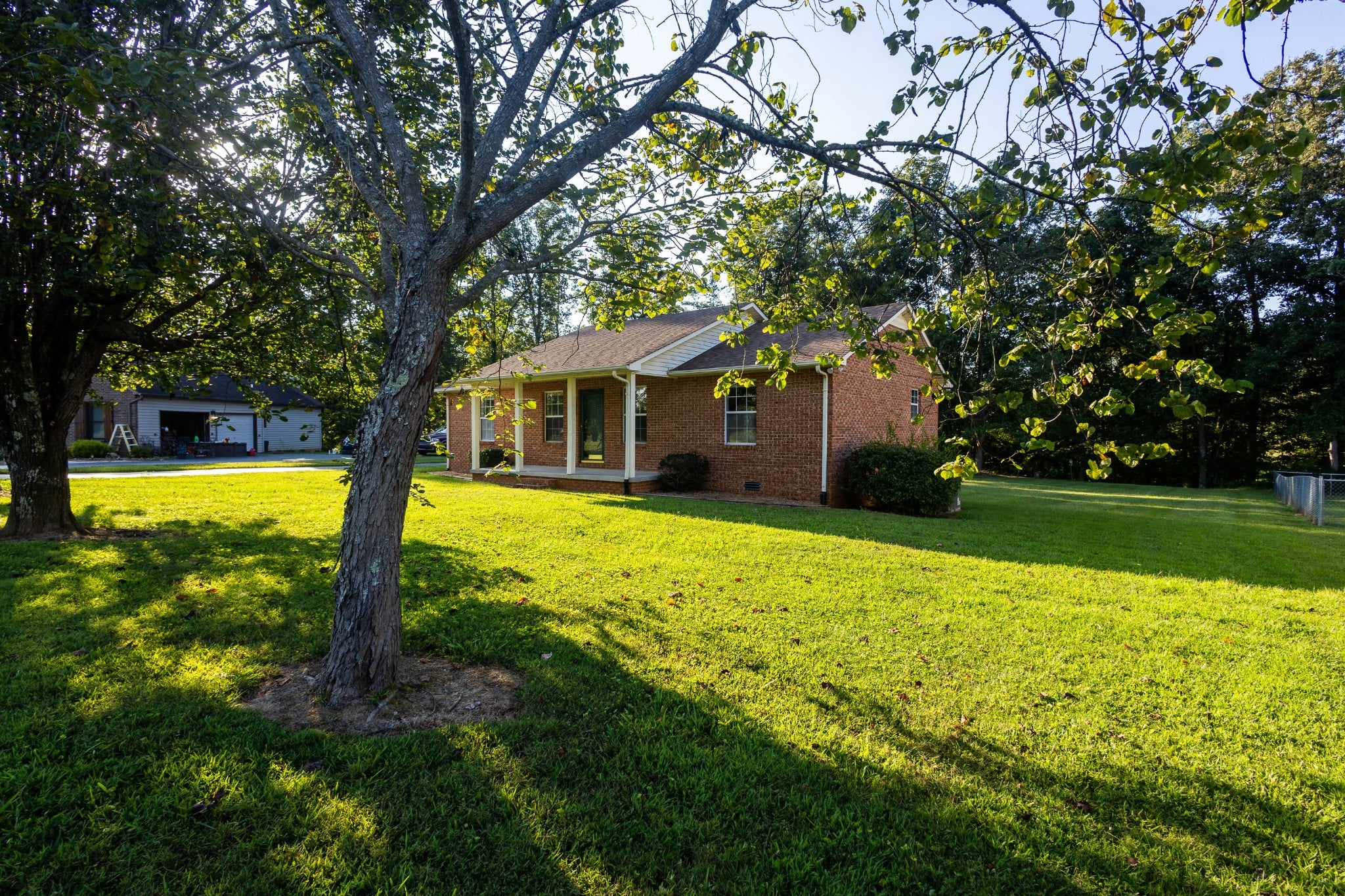 3627 N Riveroaks Dr