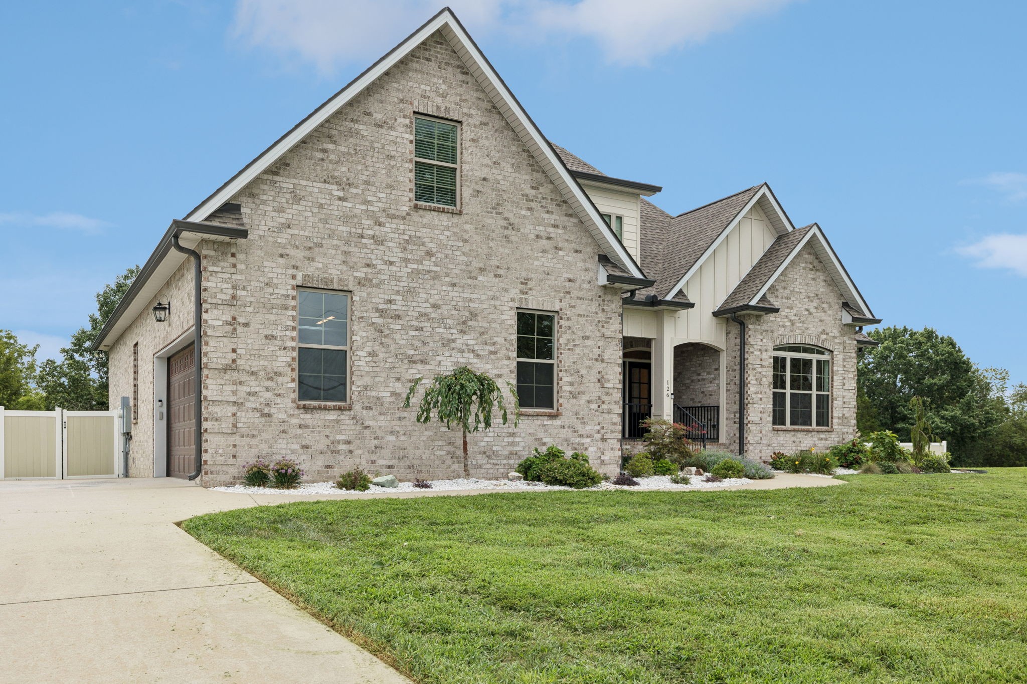 126 Tom Walker Dr