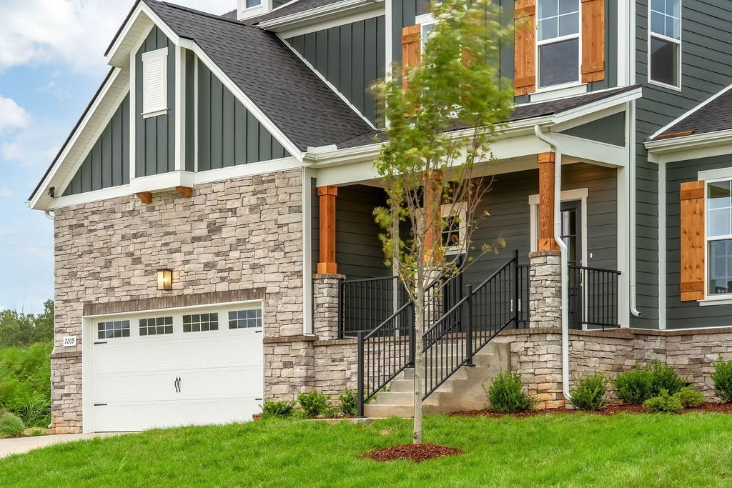 7267 Fairlawn Drive