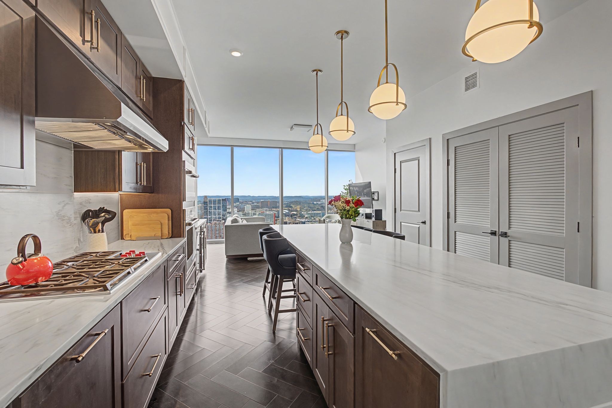 1616 West End Ave 2701