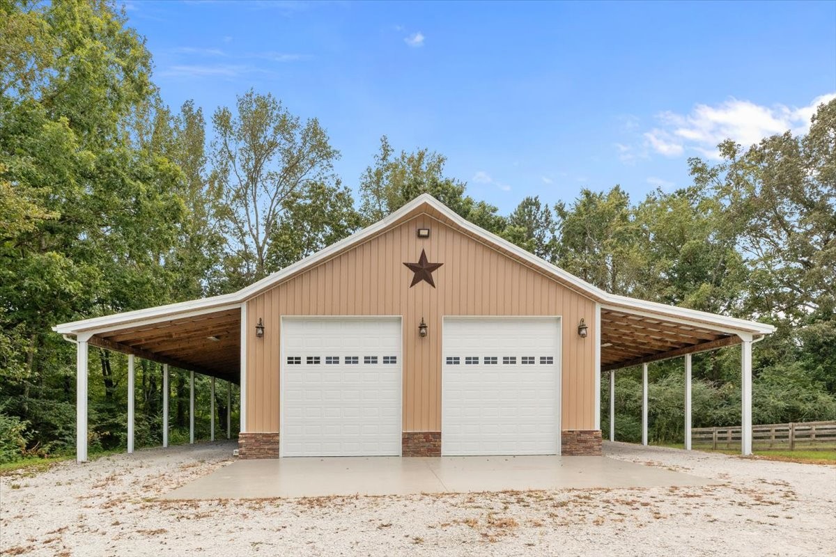 180 Old Garners Creek Rd