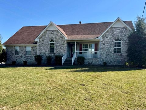 1049 Moncrief Cir Greenbrier TN 37073