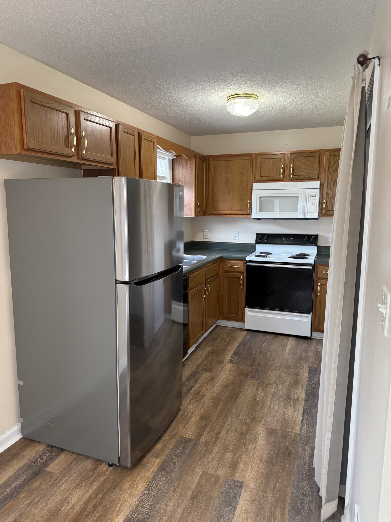 261 N Bombay Ct