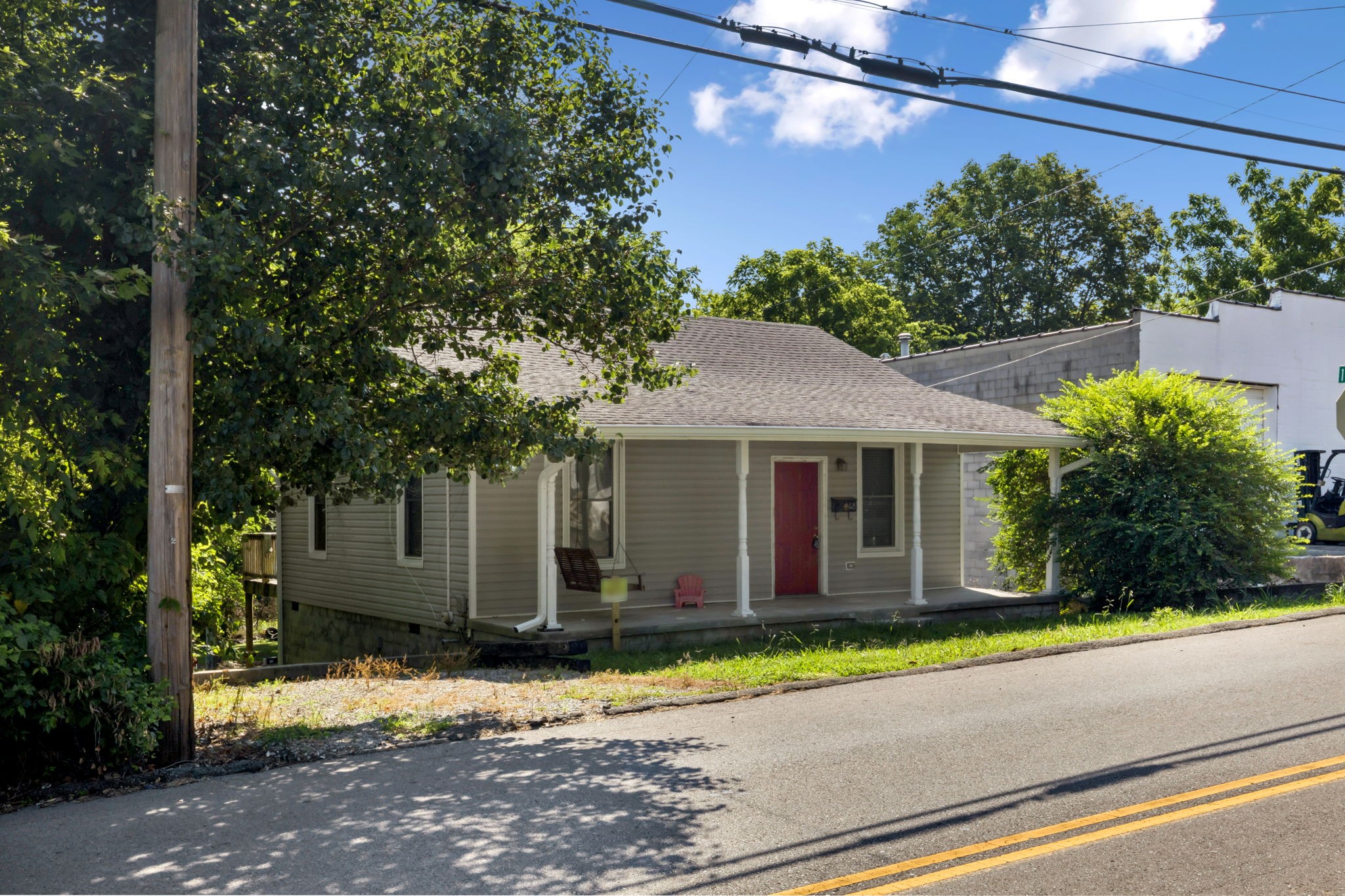 68 N Main St