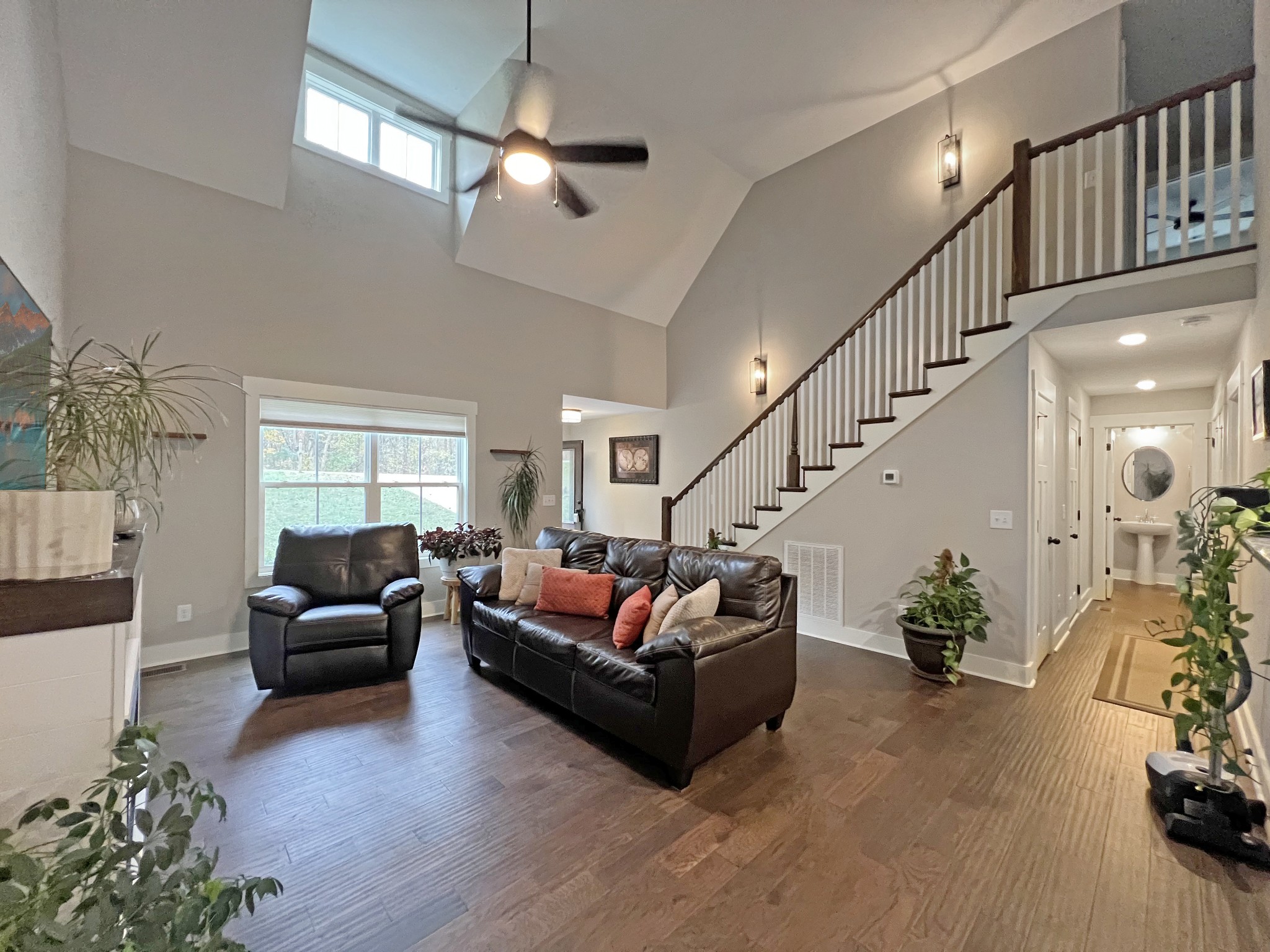 731 Hogan Rd