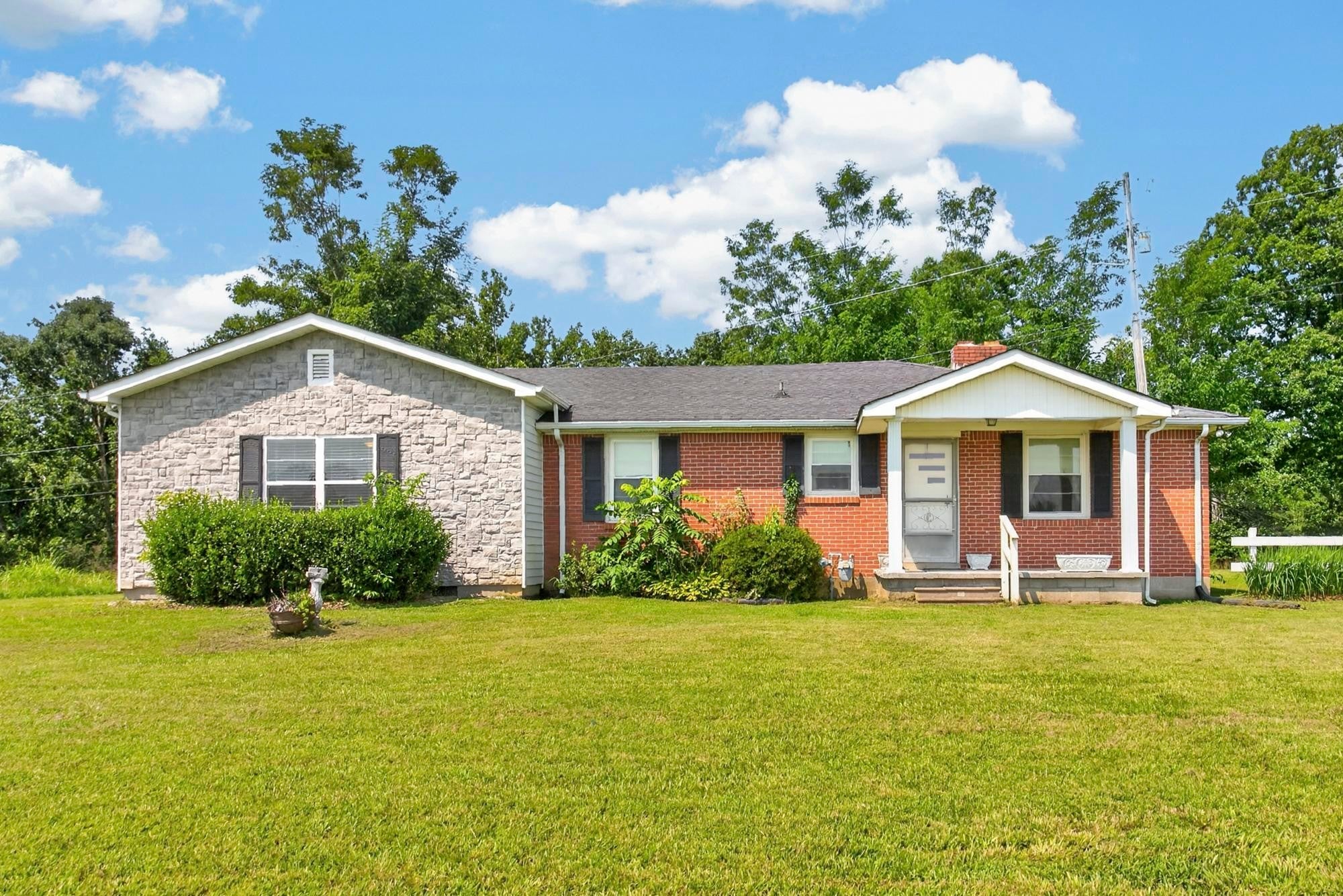 2789 Hwy 109 N