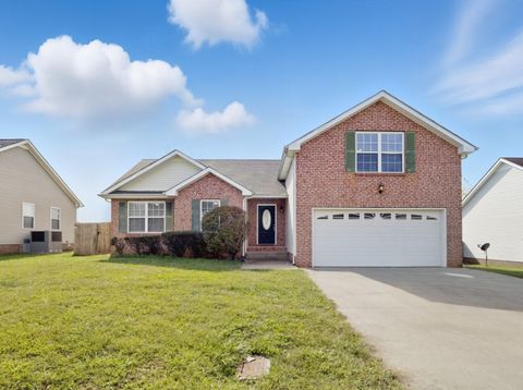 1812 Jackie Lorraine Dr Clarksville TN 37042