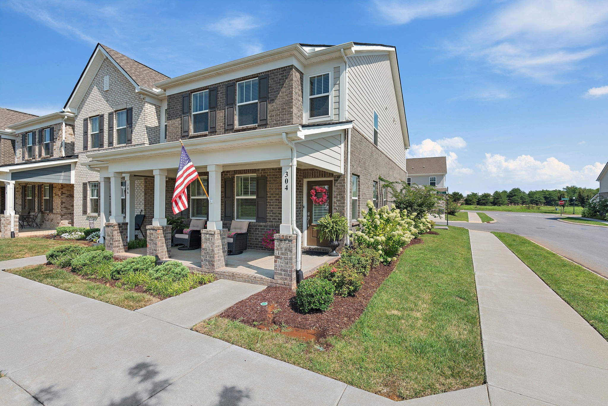 304 Lydia Dr