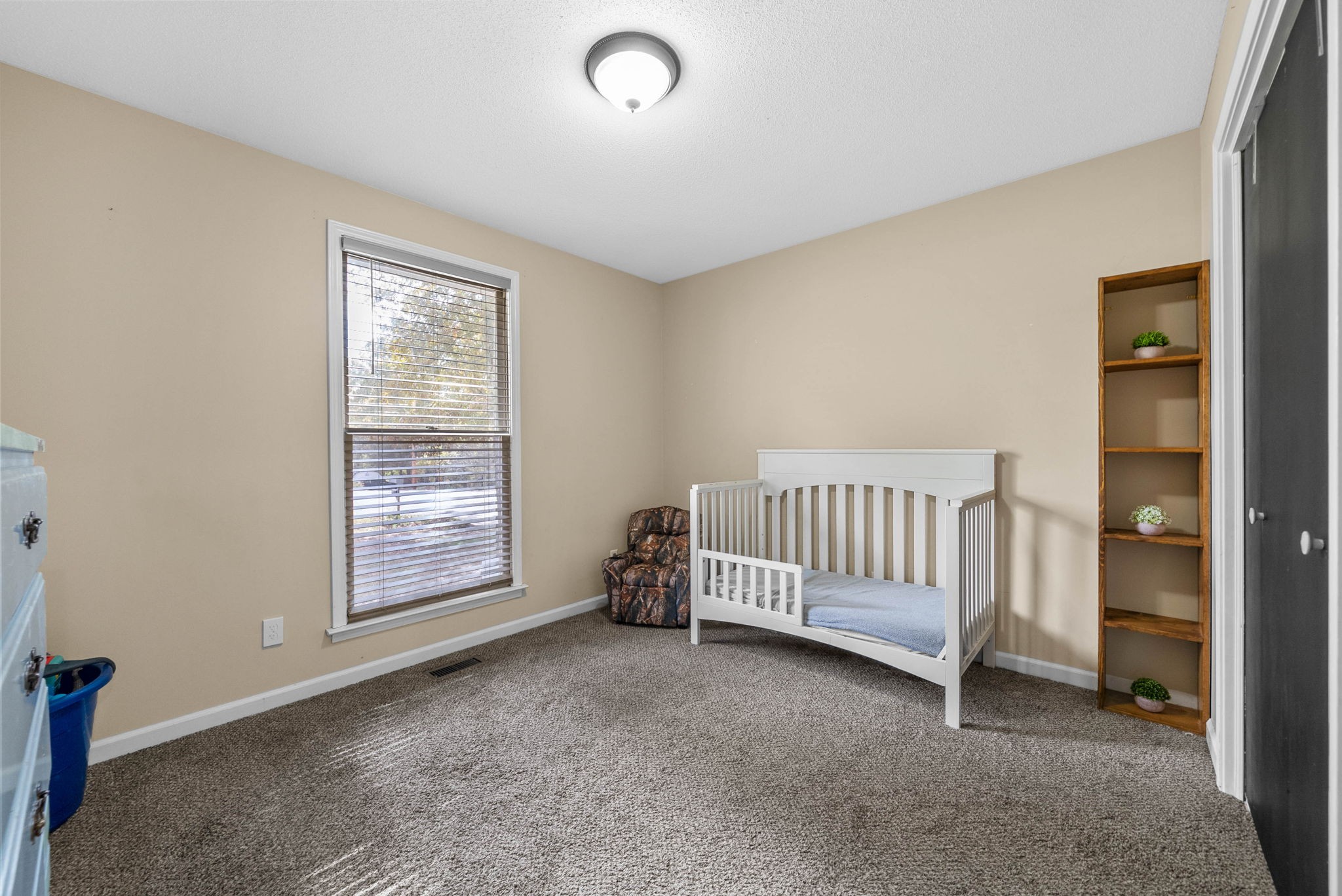 Clarksville, Tennessee 37042, United States, 3 Bedrooms Bedrooms, ,3 BathroomsBathrooms,Residential,Active,236312