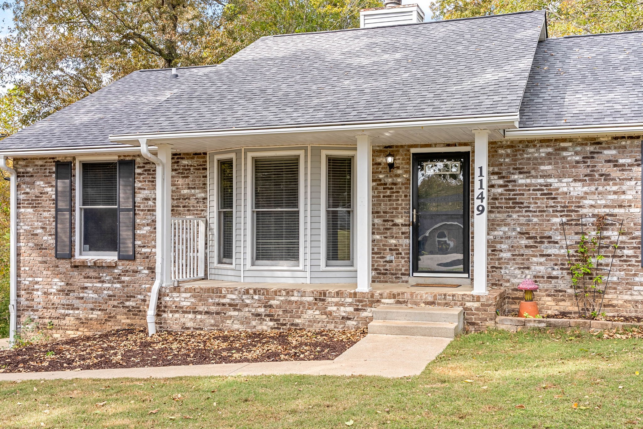 Clarksville, Tennessee 37042, United States, 3 Bedrooms Bedrooms, ,3 BathroomsBathrooms,Residential,Active,236312