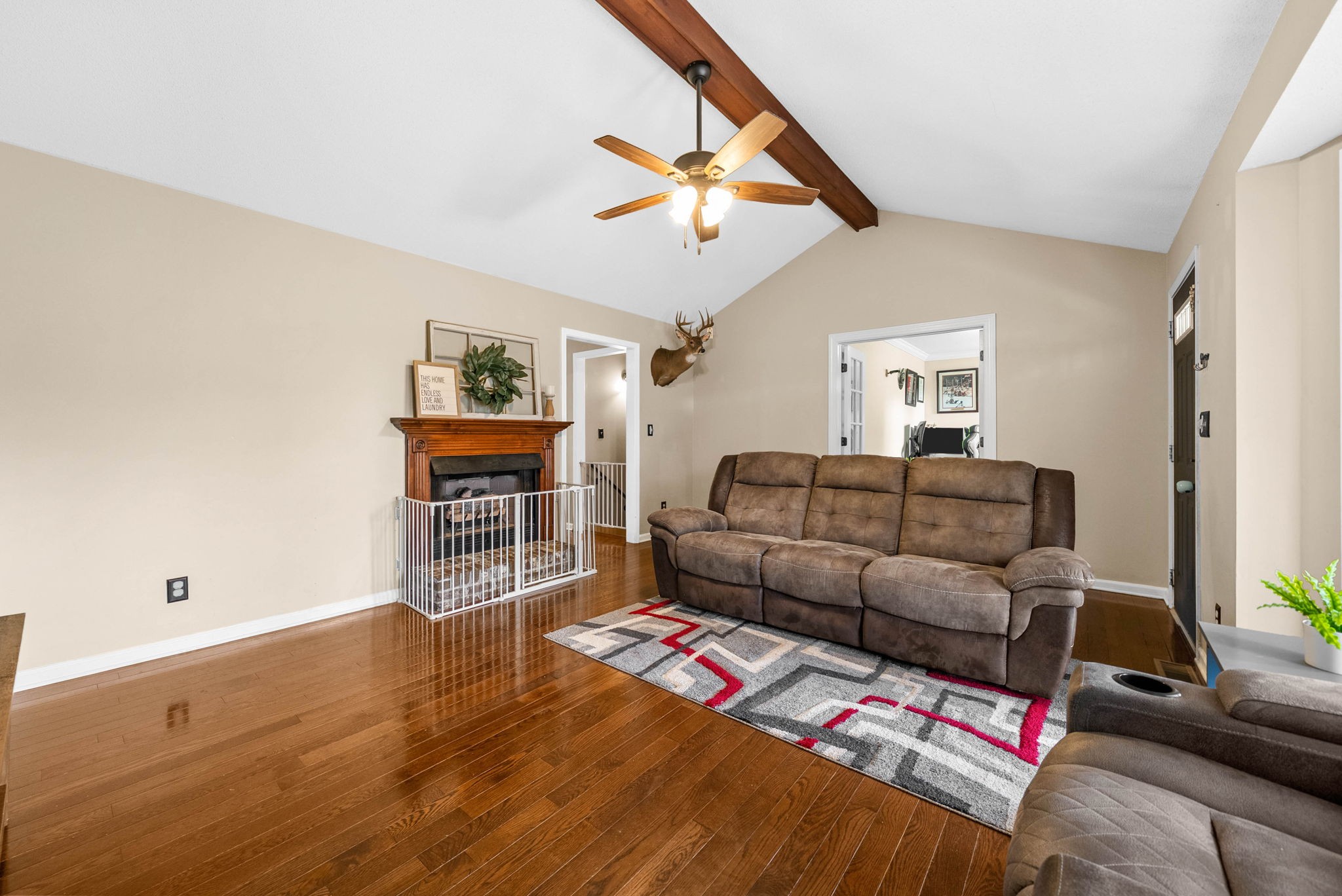 Clarksville, Tennessee 37042, United States, 3 Bedrooms Bedrooms, ,3 BathroomsBathrooms,Residential,Active,236312